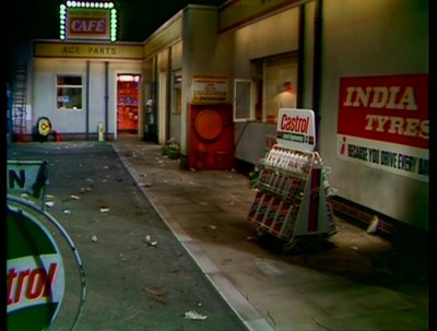 Sapphire and Steele 33